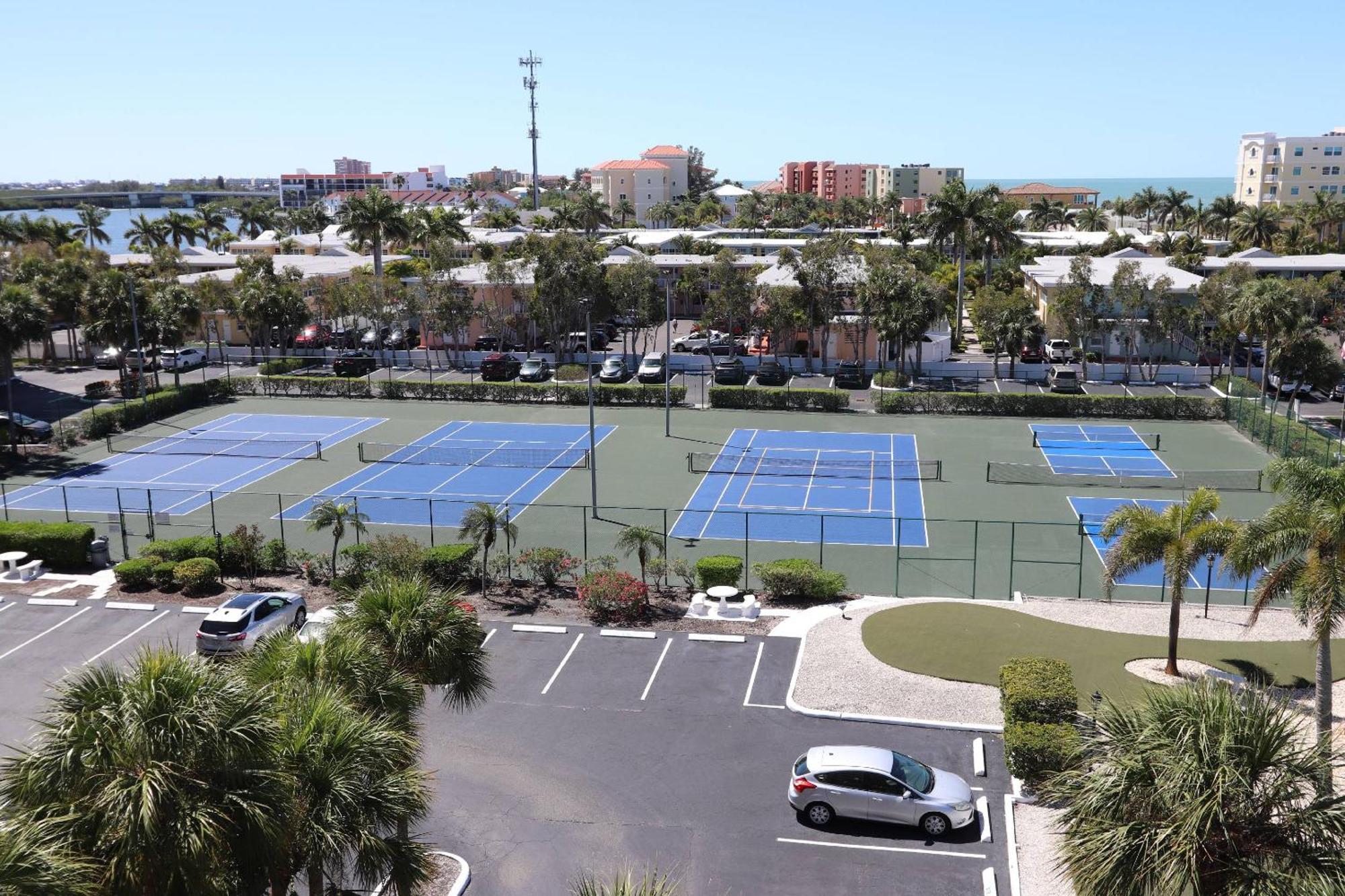 508 Bayshores Yacht & Tennis Club クリアウォーター・ビーチ エクステリア 写真