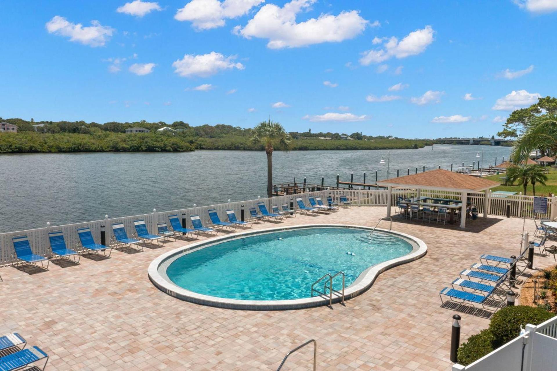 508 Bayshores Yacht & Tennis Club クリアウォーター・ビーチ エクステリア 写真